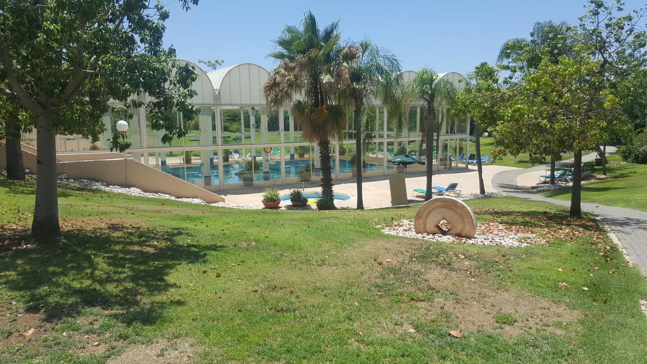 Neot Golf Caesarea Garden Apartment Екстериор снимка